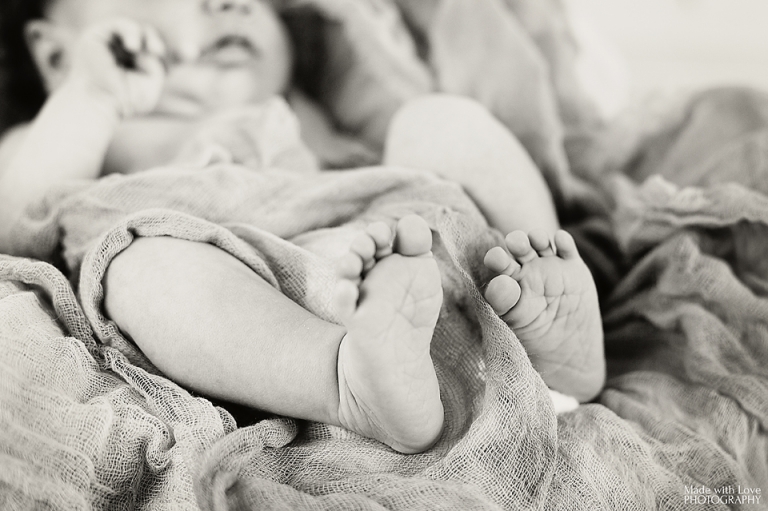 Fotografia noworodkowa Julita Pająk, sesja niemowlęca Kraków, sesja dziecięca, made with love photography (3)