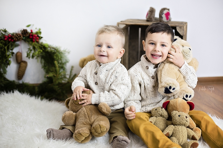 Sesja dziecięca w świątecznym klimacie